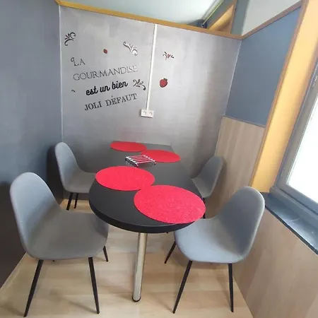 Studio indépendant accès direct autonome. Le Cateau-Cambresis Esterno foto